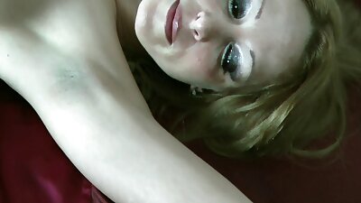 Busty istennő magyarul beszélő pornó film harisnya, barátom imádja erős pénisz